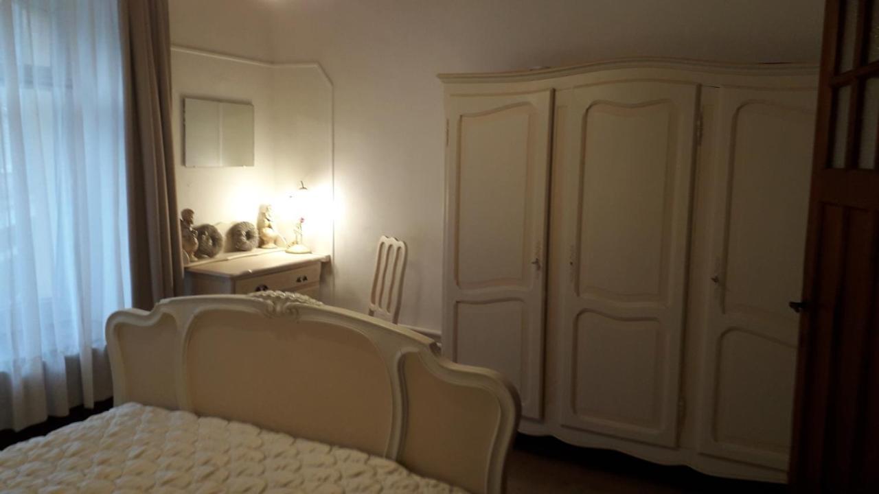 Chez Len & Filipp Apartment Bouillon Bagian luar foto