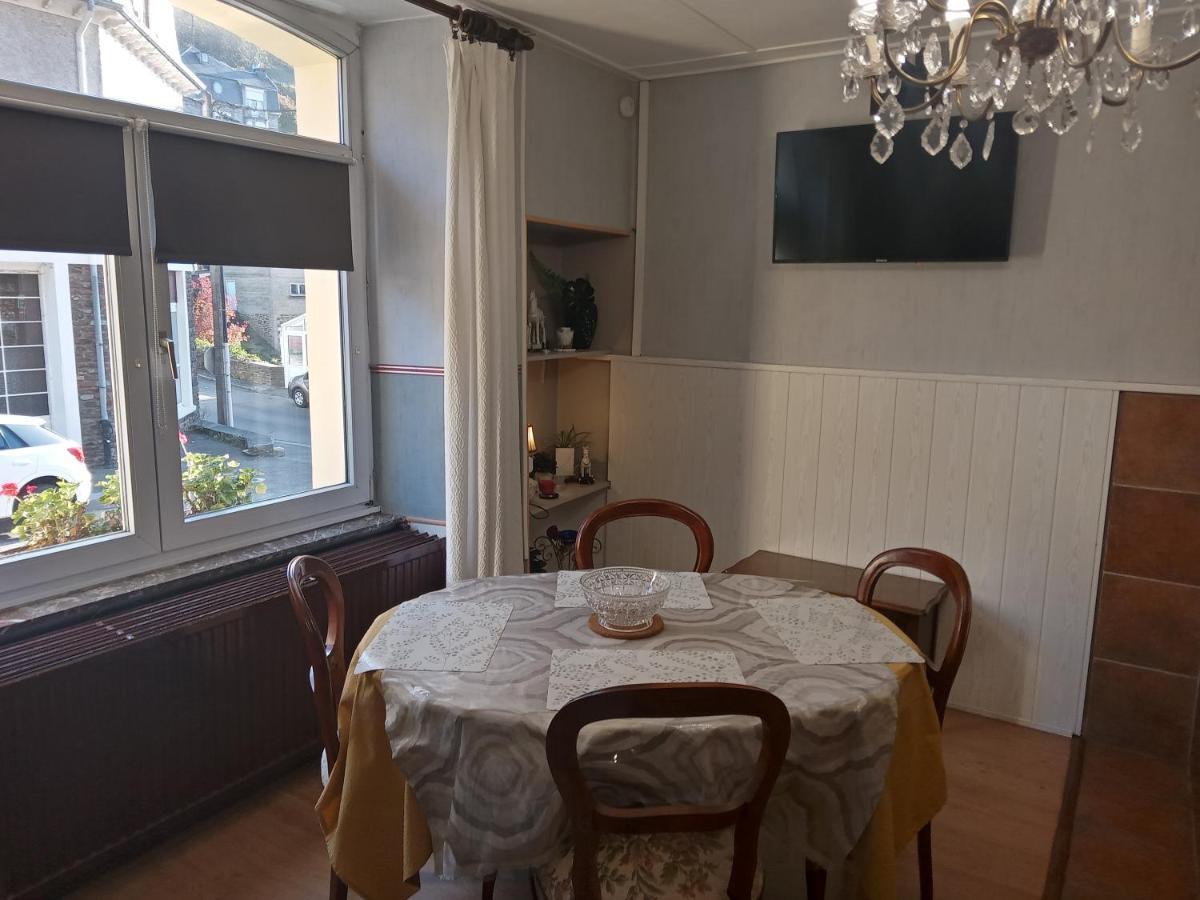 Chez Len & Filipp Apartment Bouillon Bagian luar foto